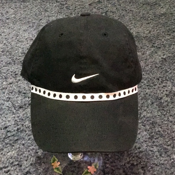 Nike cap Super cute Fitted 🧢 😊